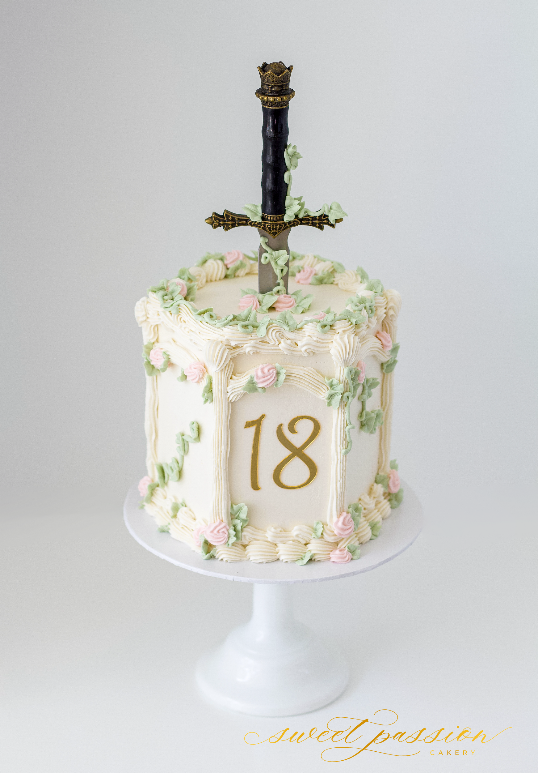 Vintage piped vines/florals with fancy dagger